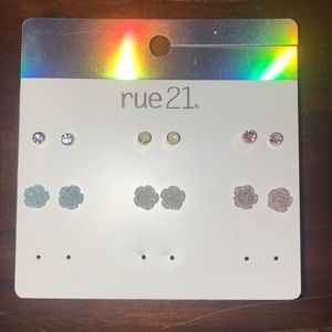 Brand new Rue 21 Earrings!